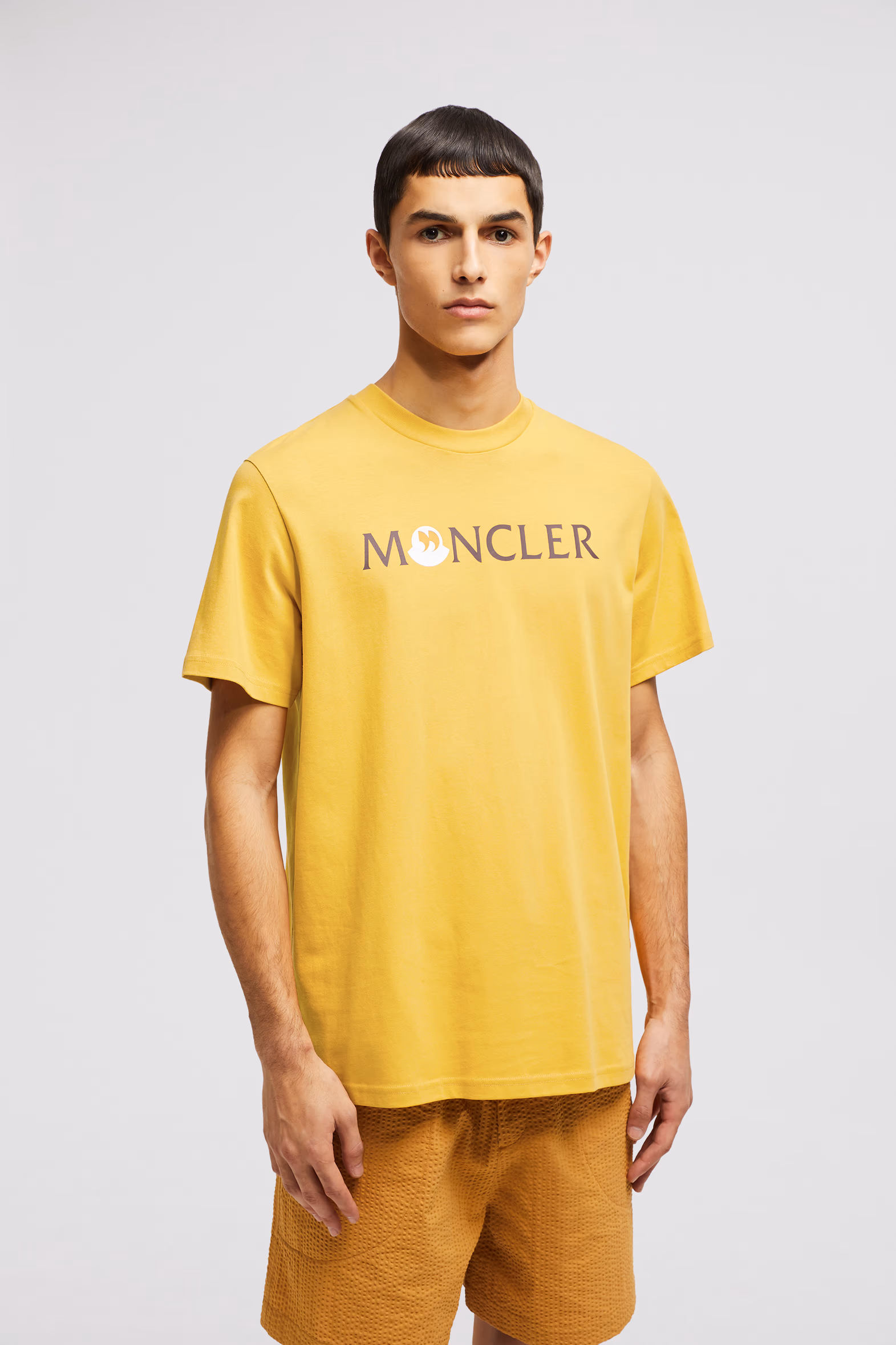 Punctuation Logo Cotton T-Shirt Men Yellow Moncler 3